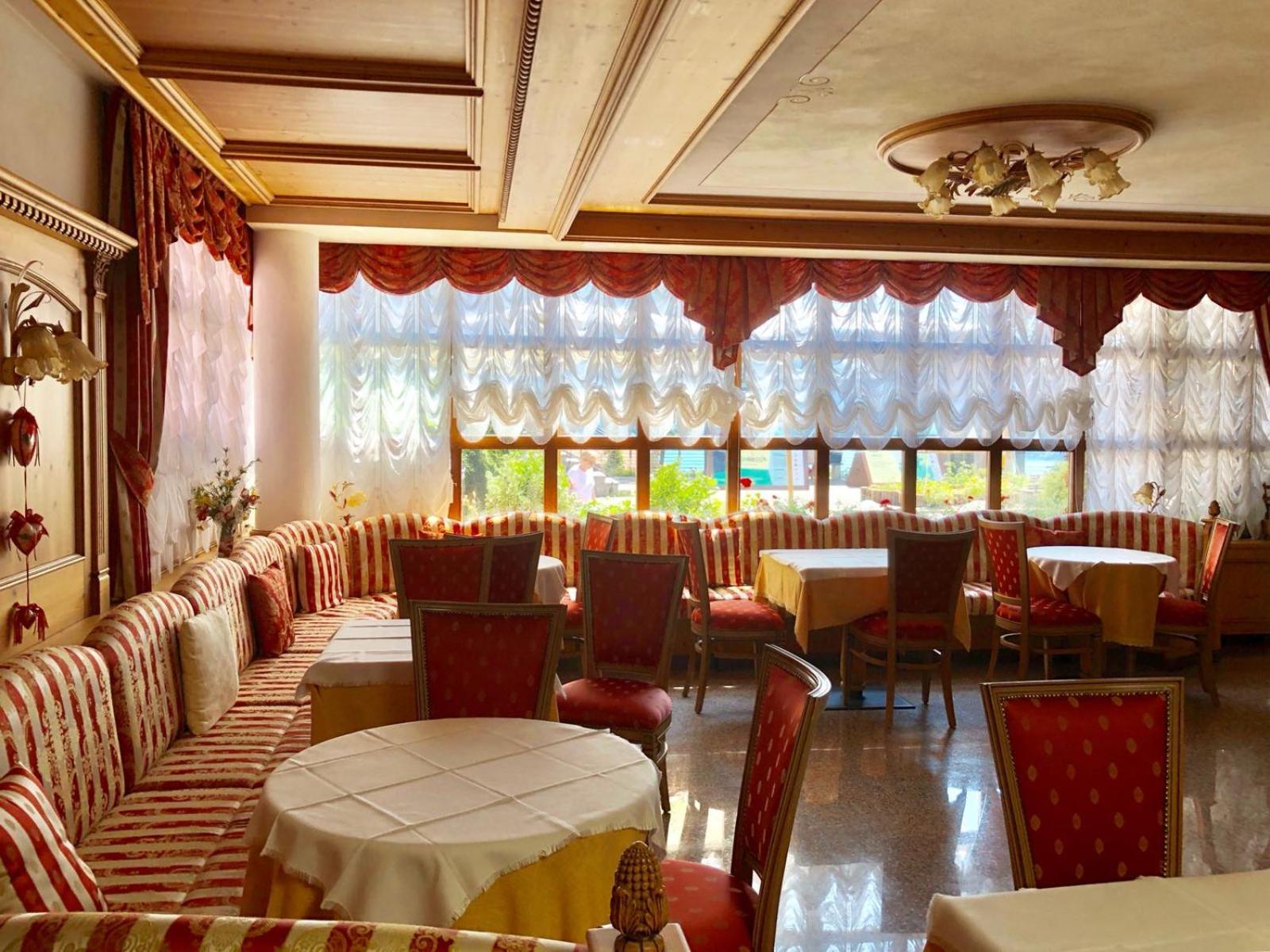 Albergo Stella Alpina Мольвено Екстер'єр фото
